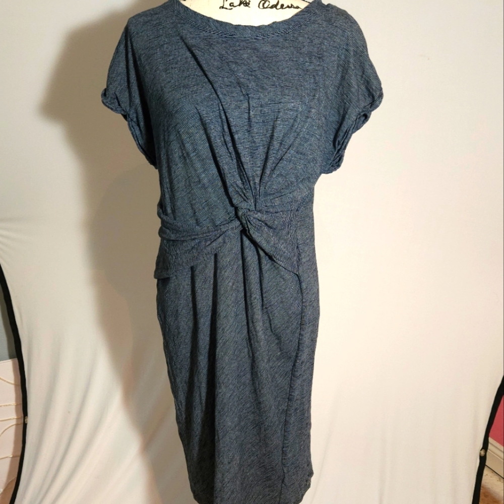 Jones New York XL Blue striped dress